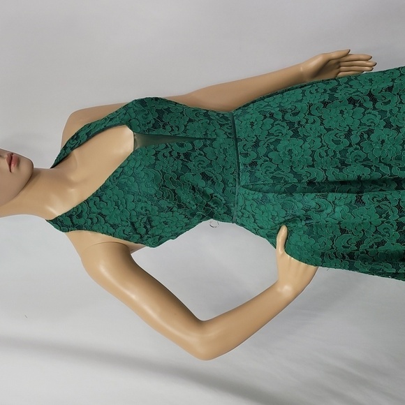 Adrianna Papell Women's Emerald Green Lace Evening Holiday Gown - Picture 6 of 17